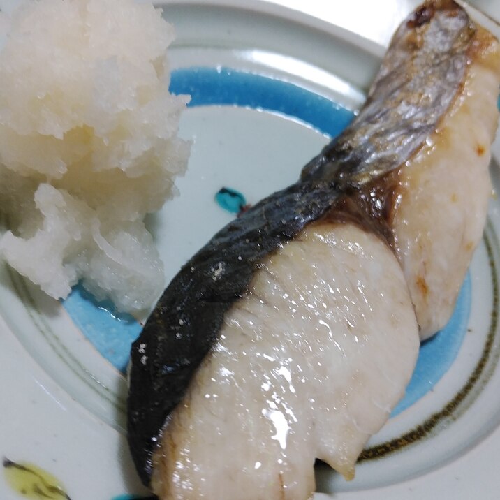 秋も旬 鰆の塩焼き レシピ 作り方 By うーちゃんみっこ 楽天レシピ 秋も旬 鰆の塩焼き レシピ 作り方 By うーちゃんみっこ 楽天レシピ